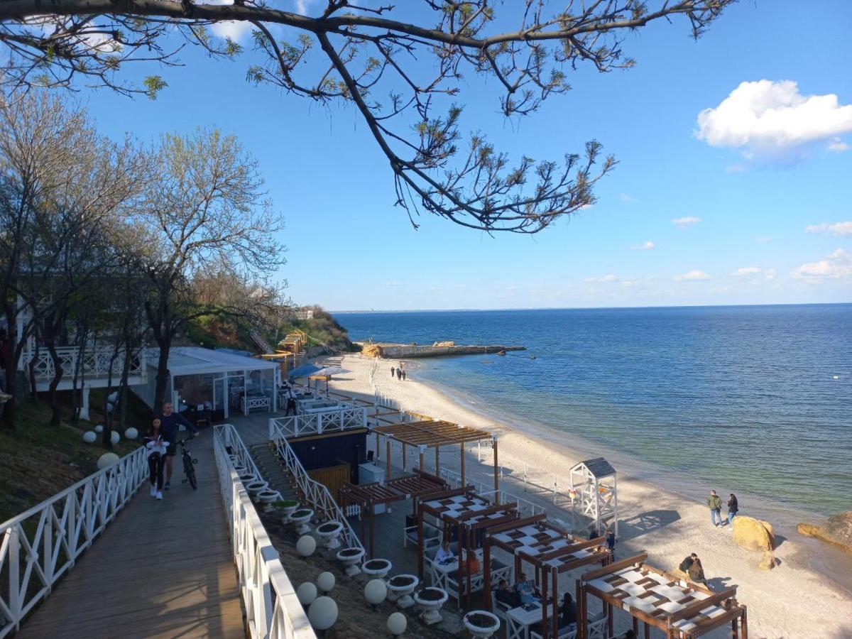 Квартира На Французском Бульваре Возле Моря И Института Филатова! Oldenburg Bagian luar foto